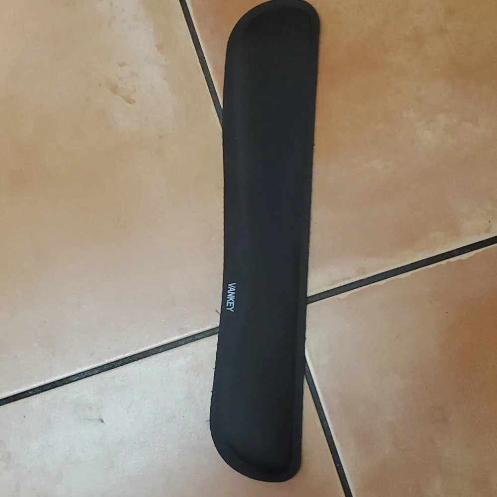 Vankey Black Gel Keyboard Wrist Rest